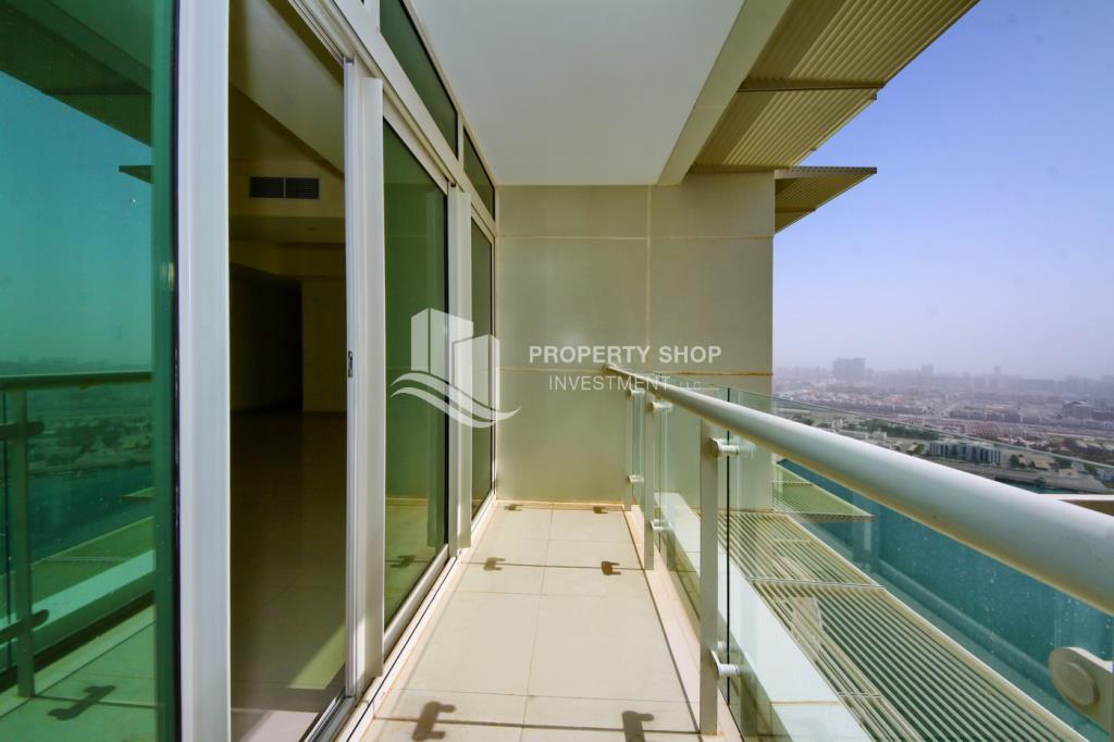 3 bedroom apartment in Tala Tower for sale with Sea View